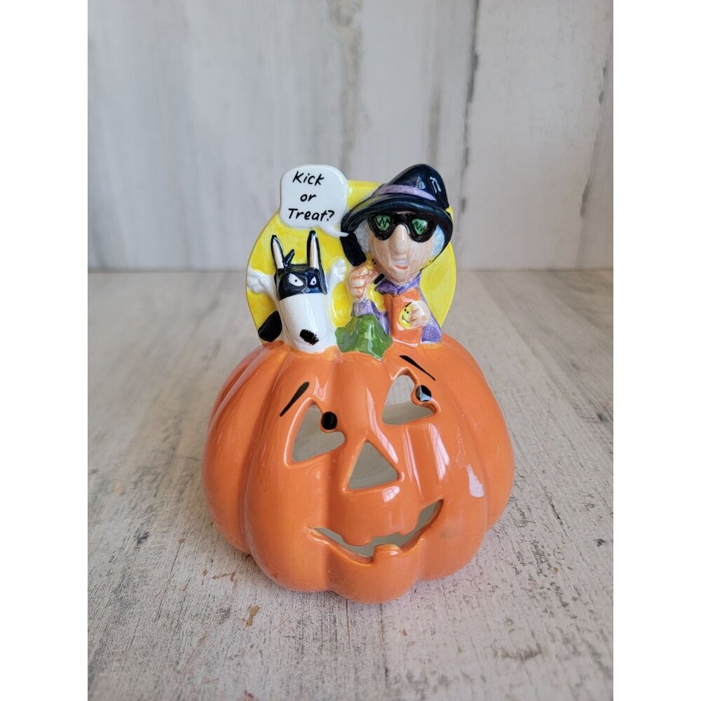 Hallmark Maxine kick or treat tea light Halloween candle holder‎